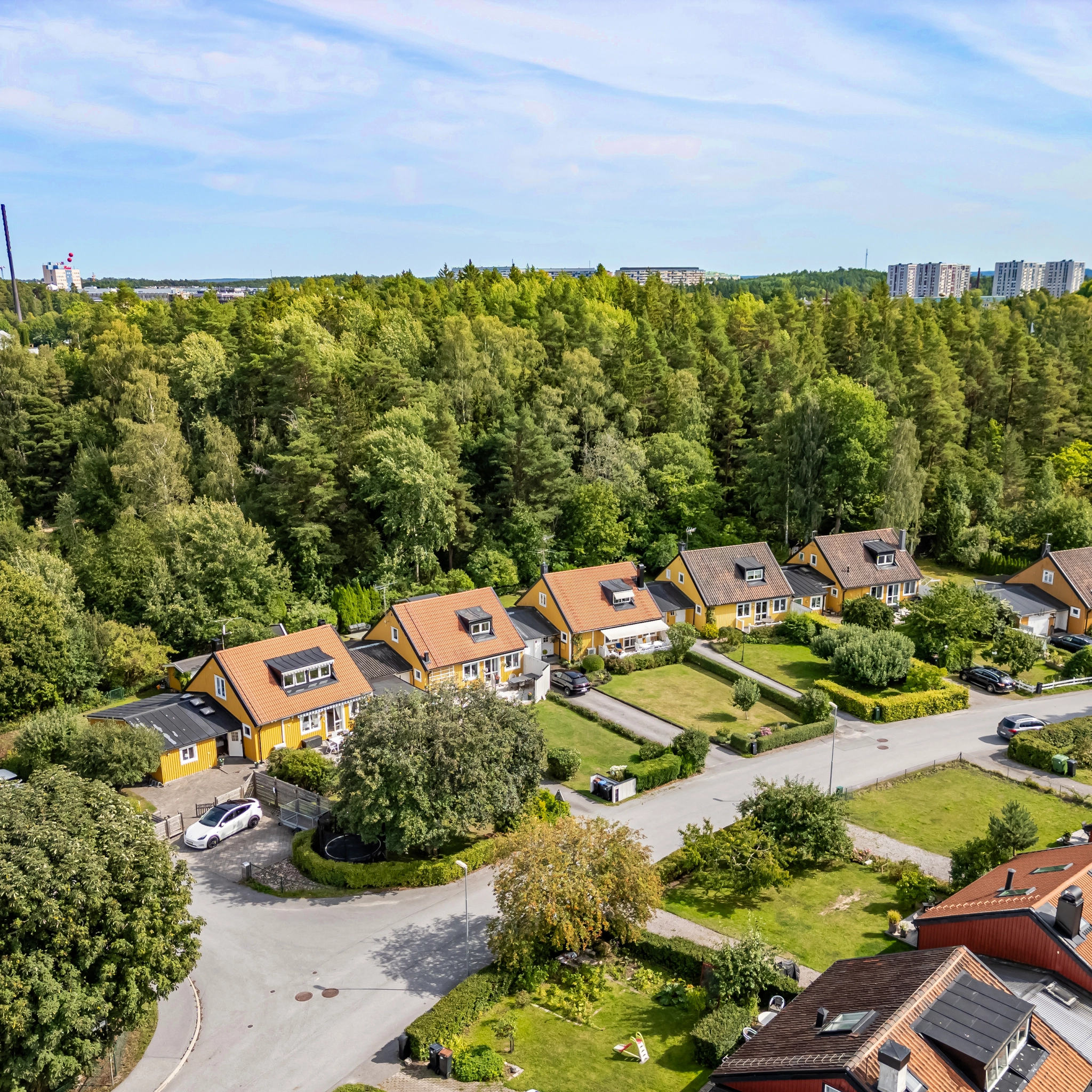 KLÖVJEVÄGEN 32
