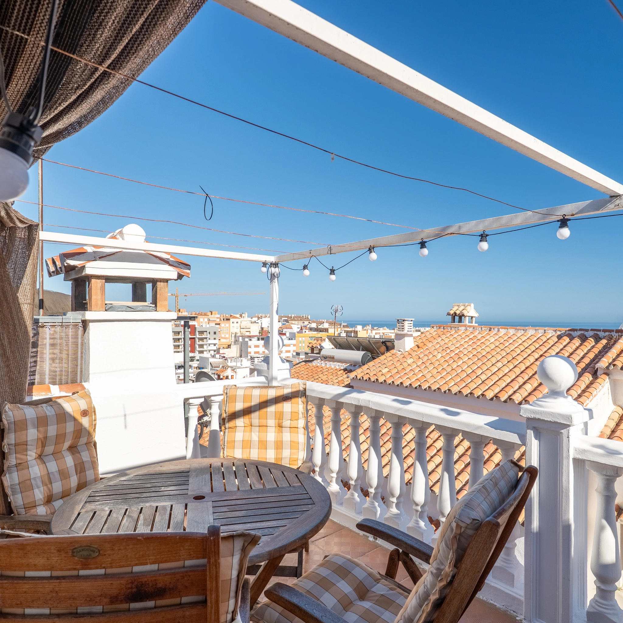 Rymligt radhus med utmärkt läge i Benalmádena