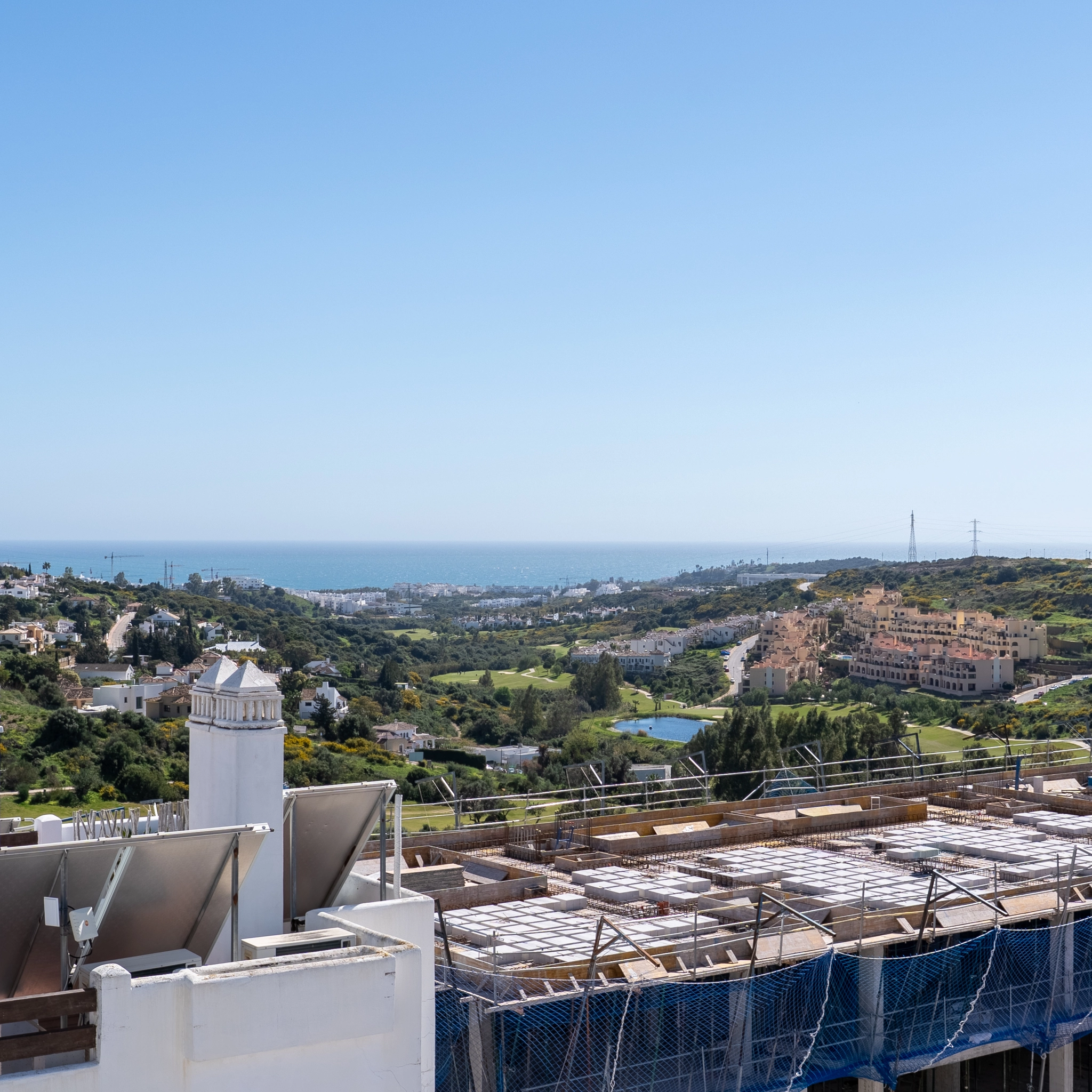 Penthouse duplex, 2 sovrum, takterrass Valle Ro..