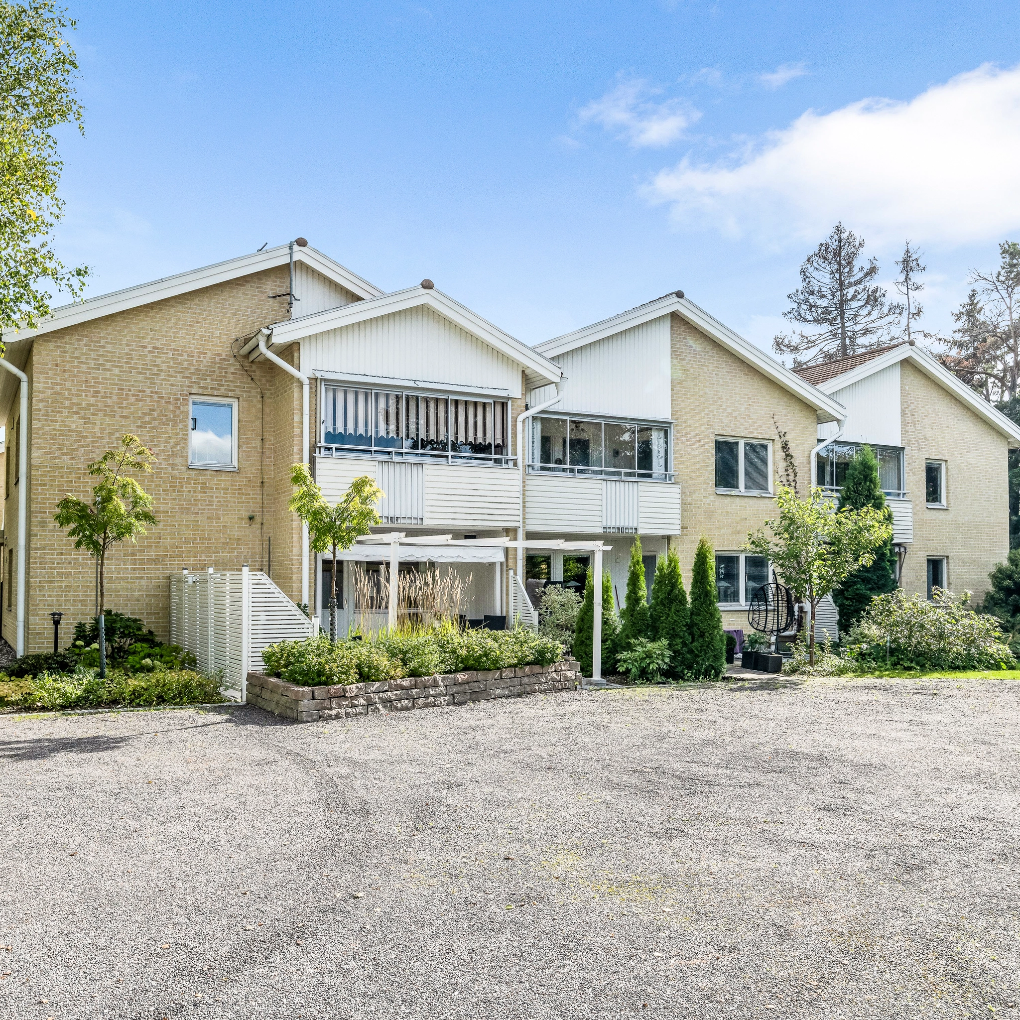 Björklundavägen 14