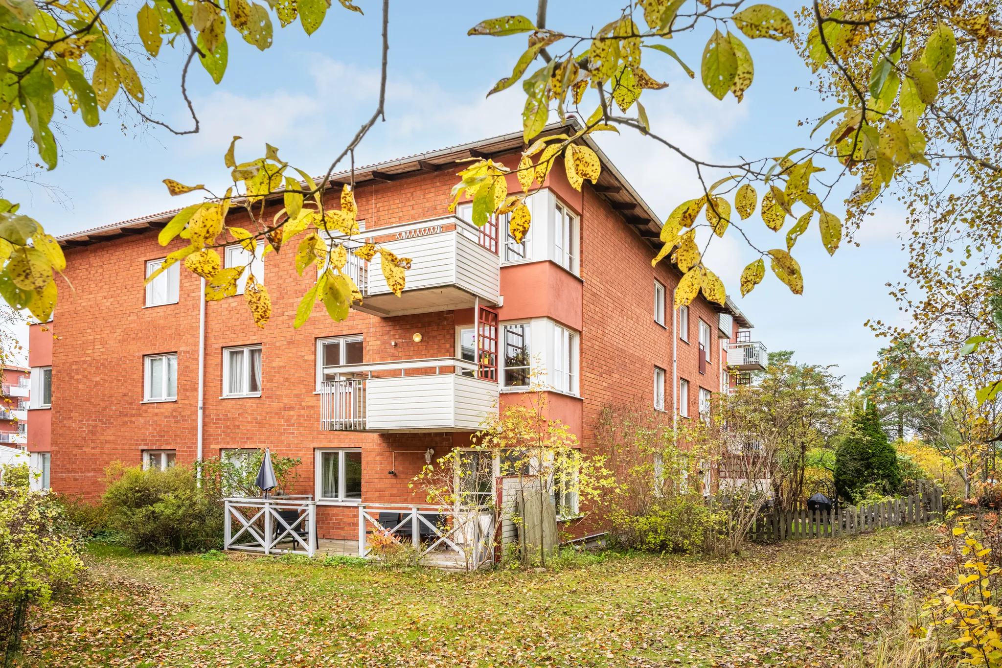 First image of Tallåsvägen 176