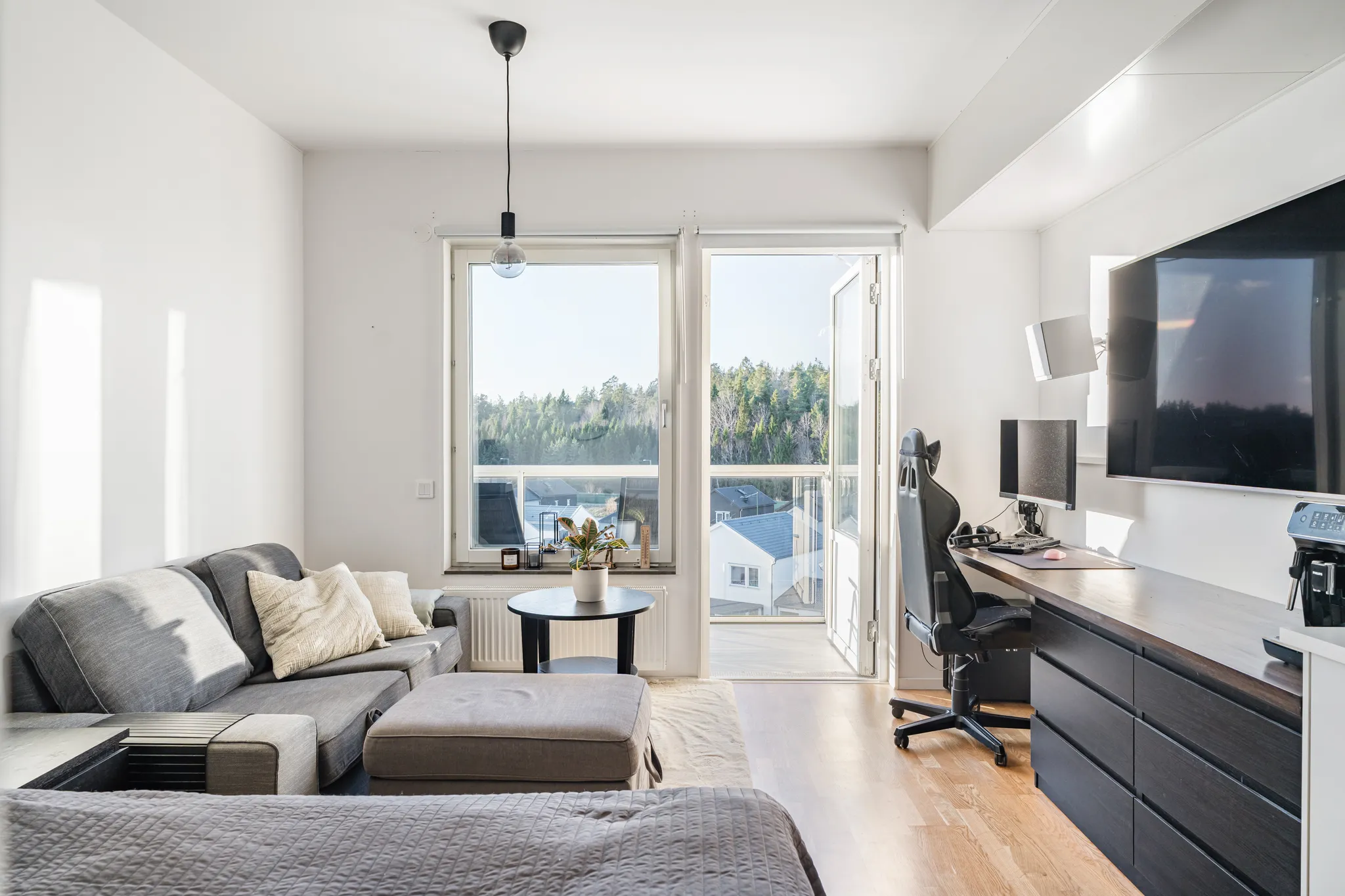 First image of HÄGERNEHOLMSVÄGEN 6A