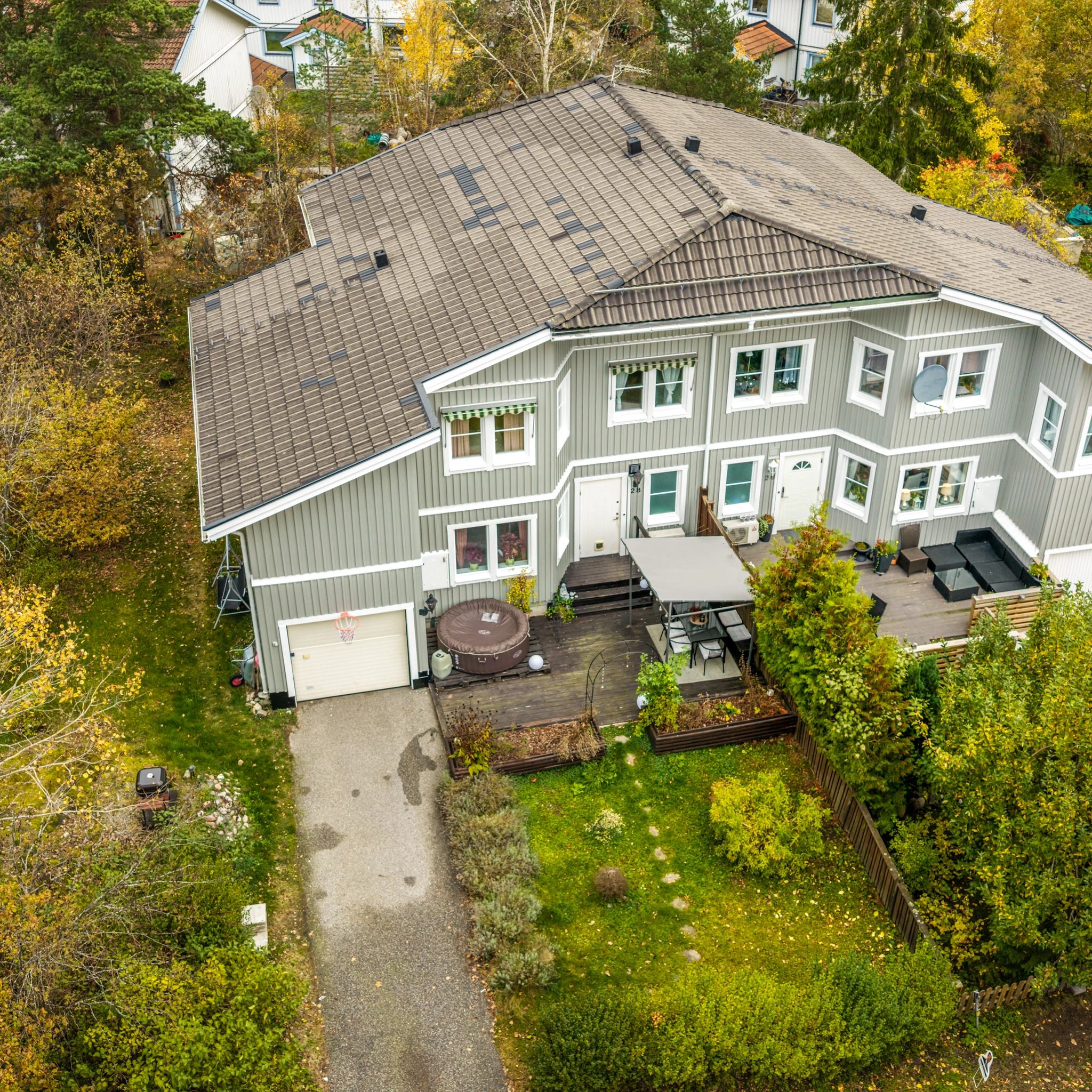 GRÖNLUNDSVÄGEN 28