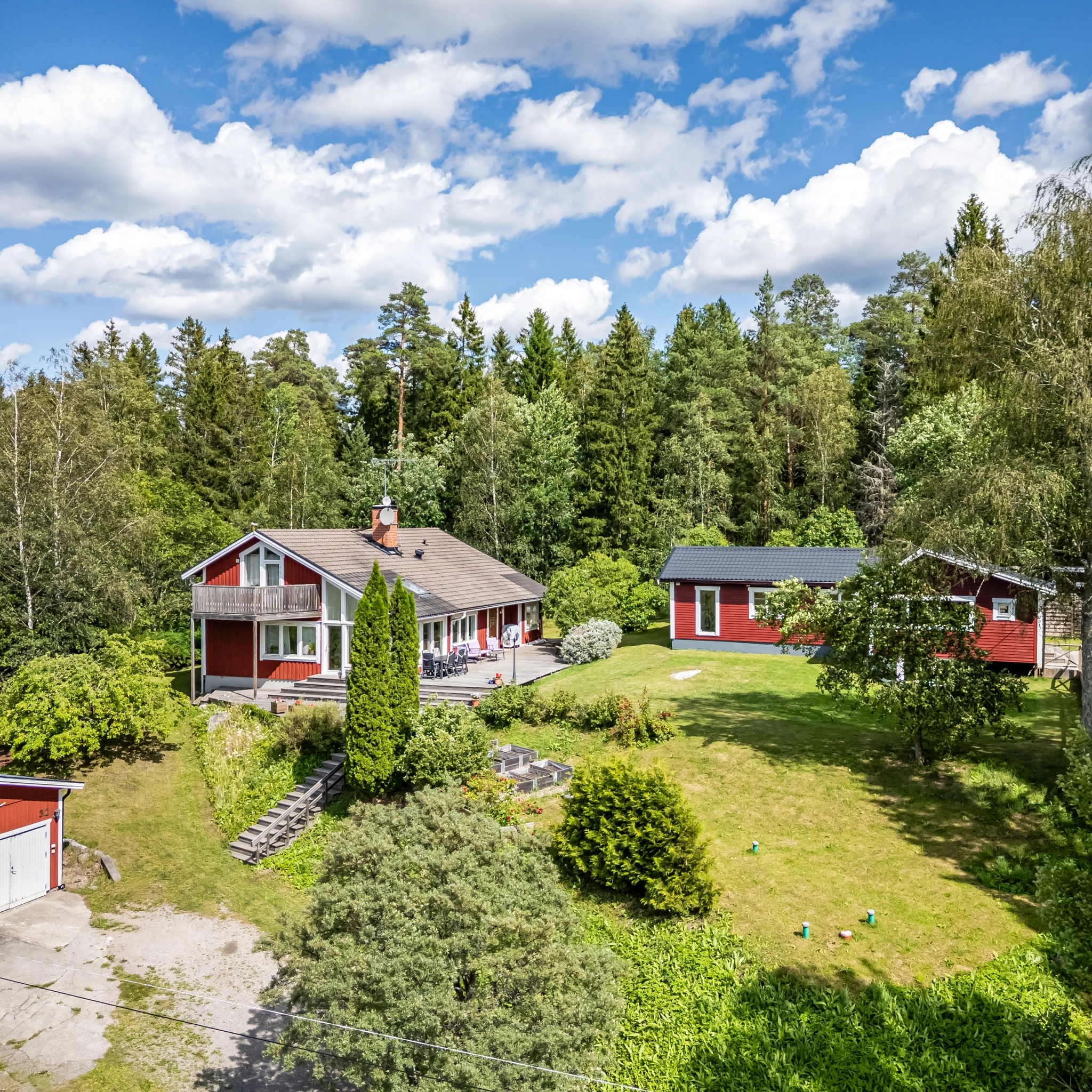 FÅGELSUNDA 31 & 32