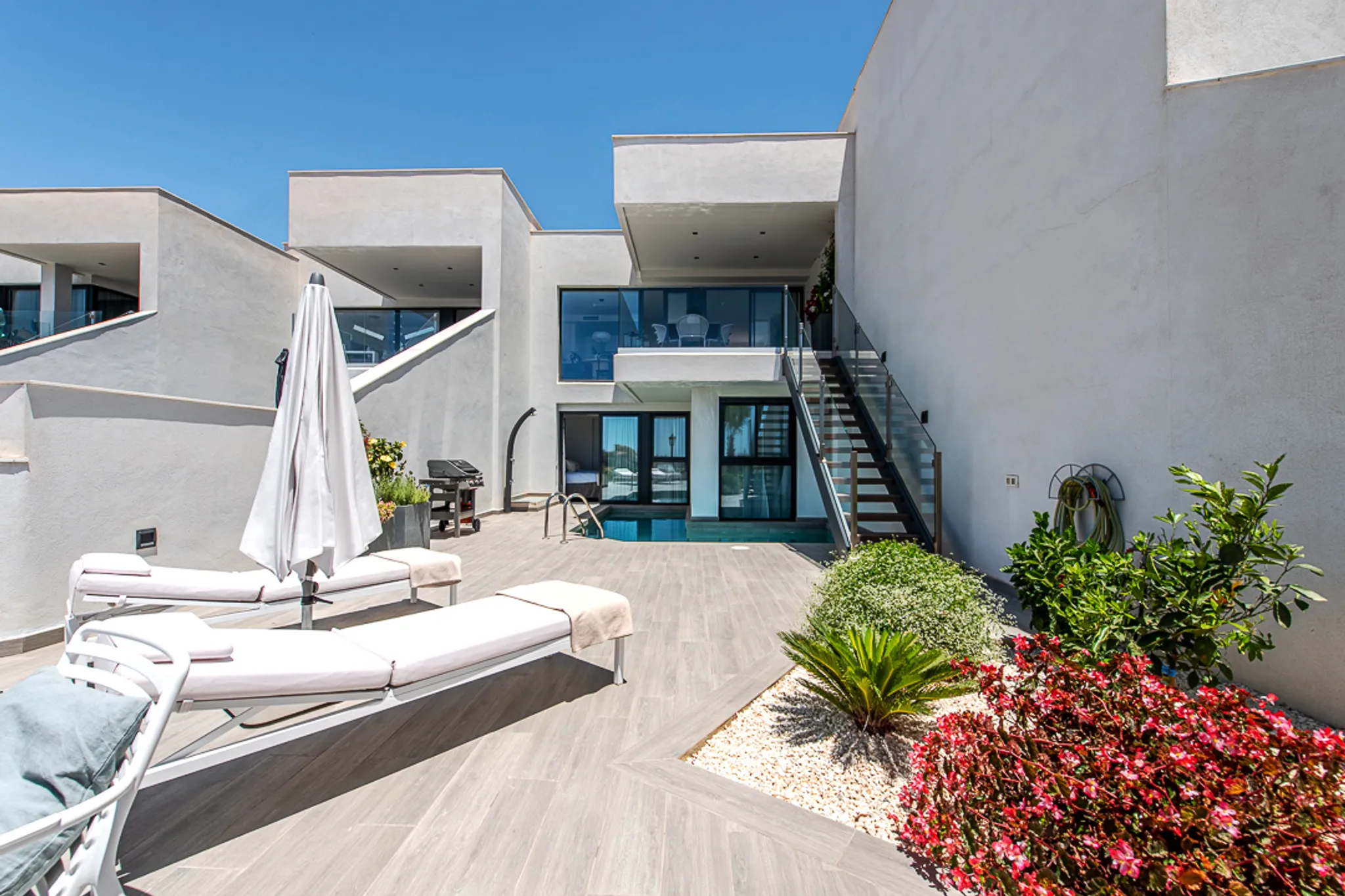 First image of Lyxig villa i Royal Palm, Nerja